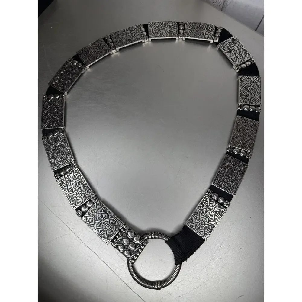 VTG Chicos Metal Link Belt Stretch Black Ornate Silvertone Chunky XL